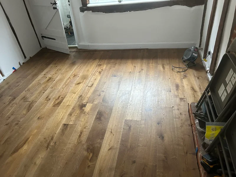 https://sinclairrenovations.co.uk/wp-content/uploads/2026/06/flooring-1.webp