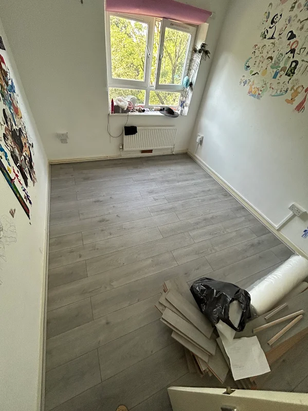 https://sinclairrenovations.co.uk/wp-content/uploads/2026/06/flooring-11.webp