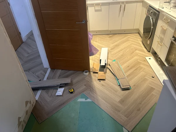 https://sinclairrenovations.co.uk/wp-content/uploads/2026/06/flooring-13.webp
