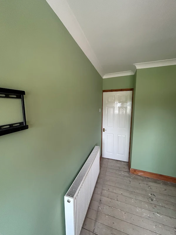 https://sinclairrenovations.co.uk/wp-content/uploads/2026/06/paint-2.webp